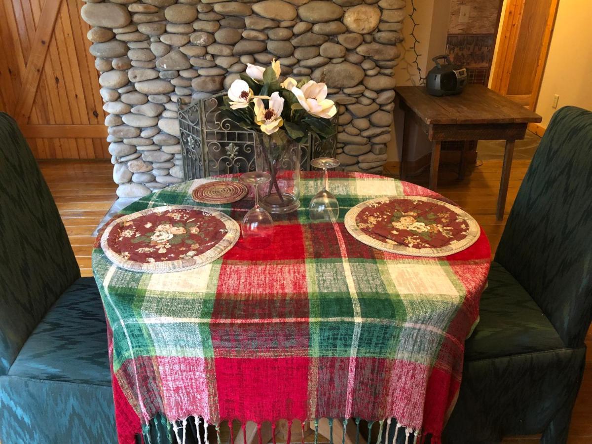 Smokies Bed And Breakfast - Evergreen Cottage Inn Pigeon Forge Luaran gambar