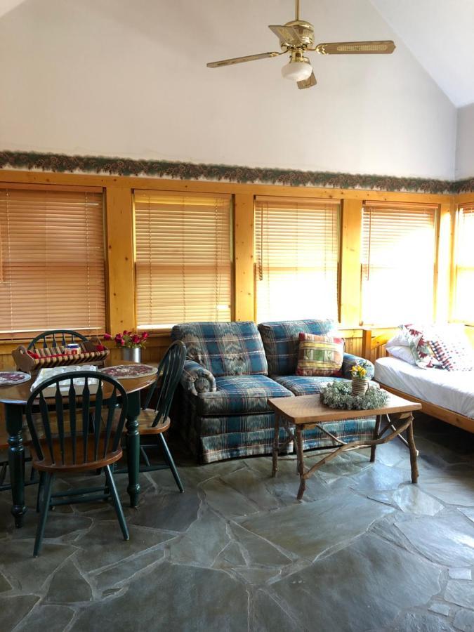 Smokies Bed And Breakfast - Evergreen Cottage Inn Pigeon Forge Luaran gambar